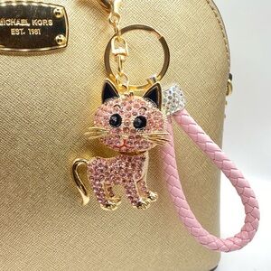 🐈🩷Pink Kitty Cat Rhinestone Bling Crystal Bag Charm Keychain Gold-Tone Hardware